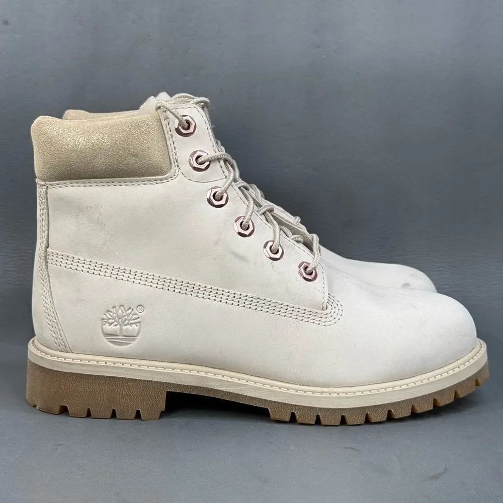 Timberland Women's 6 Inch Premium Boots shoes size 5